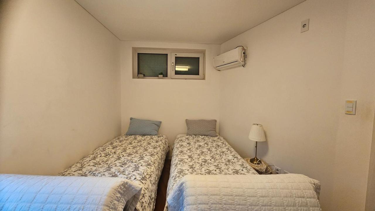 Guesthouse The Kims Seoul Exteriör bild